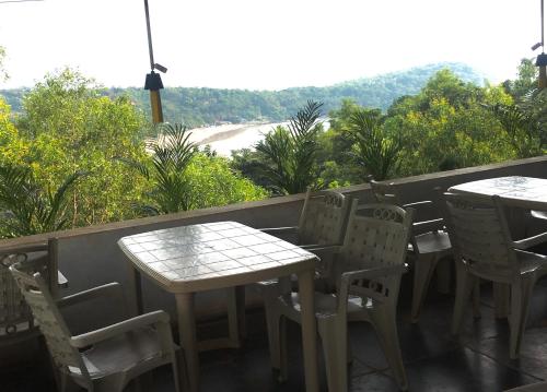 A Hotel Com White Elephant Restaurant And Cottages Hotel