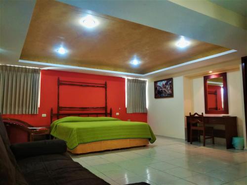 Hotel El Marques - image 4