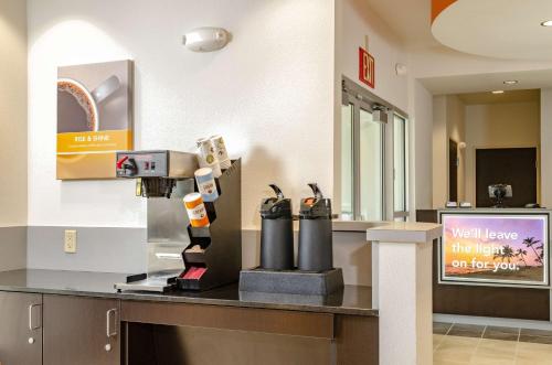 Motel 6-Livingston CA - Merced County - image 8
