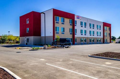 Motel 6-Livingston, CA - Merced County
