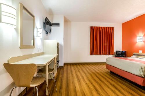 Motel 6-Kearney NE - image 14