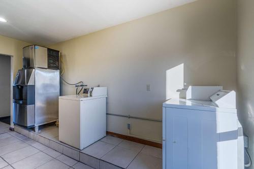 Motel 6-Urbana IL - image 8