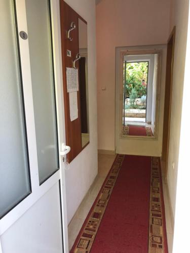 Apartment Villa Nikola - image 3