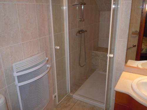 Vannas istaba, 9 rue de La Tranquillité . appartement Les Albéres (9 rue de La Tranquillite . appartement Les Alberes) in Saint-Jean-Pla-de-Corts