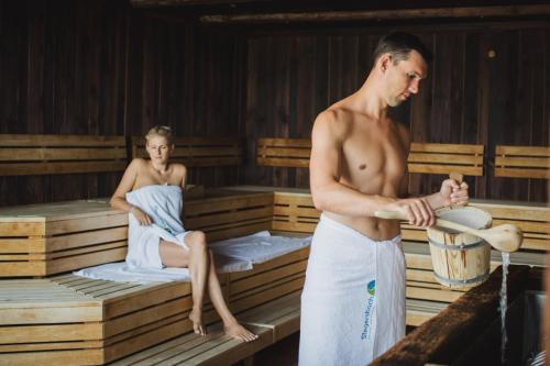 สปา, Thermenhotel PuchasPLUS Stegersbach in สเตเจอร์สบาช