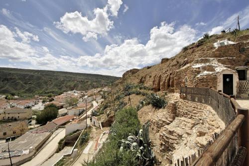 Viesnīcas āriene, Cueva Solano in Gorafe