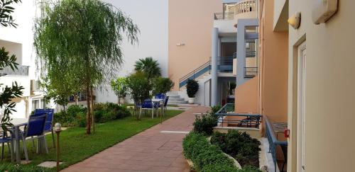 Melina Beach - image 4