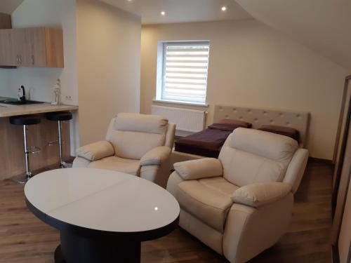 Zveryno guest house in Zverynas eldership