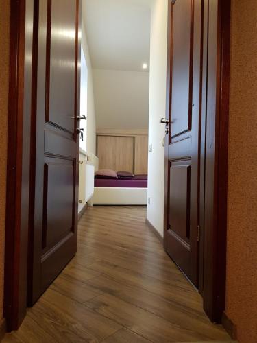 Zveryno guest house in Zverynas eldership