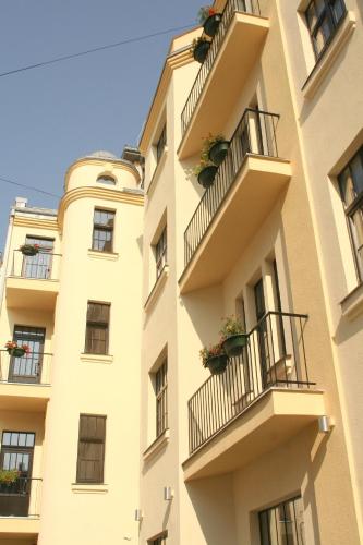 Hotel Edvards - image 5