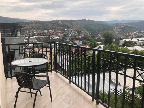 Star Avlabari – Tbilisi, MA