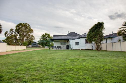 Jardin, Sapphire Cottage in Glen Innes