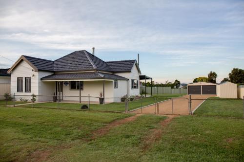 Vue extérieure, Sapphire Cottage in Glen Innes