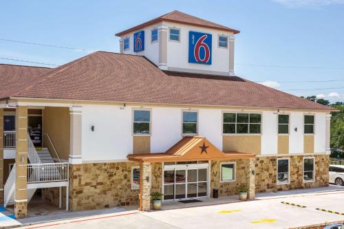 Motel 6-Houston, TX - North