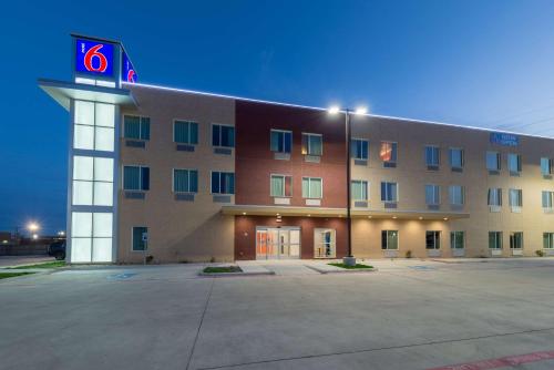 Motel 6 Fort Worth, TX - North - Saginaw Fort Worth