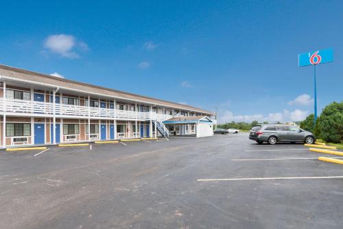 Motel 6-Parkersburg, WV in Parkersburg, USA