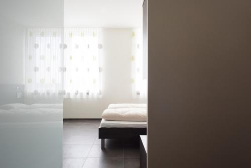eee hotel Traun - image 13