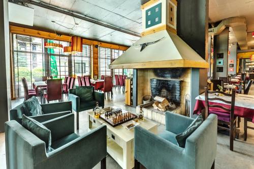 3 Mountains Hotel, 