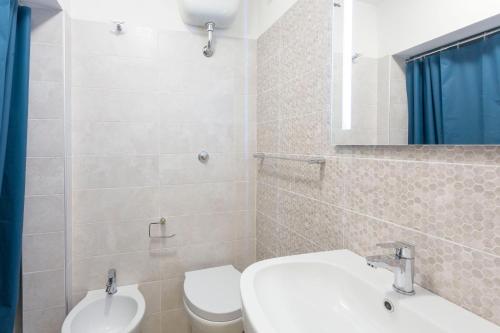 Hotel Cathrine - image 8