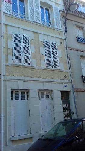 Studio cocooning a 100 metres de la plage