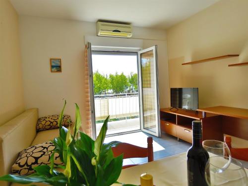  Apartments Srdan in Omiš