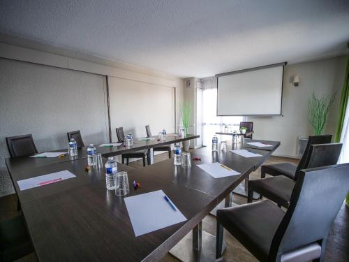 Hotel Inn Design Poitiers Sud - image 2