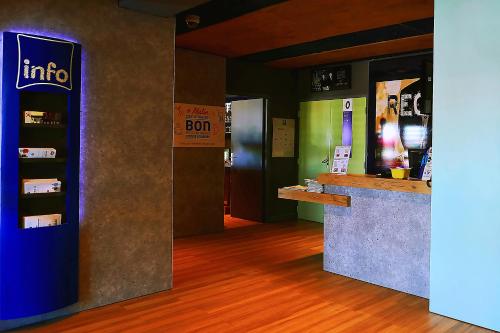 Hotel ibis Budget Laval - image 5
