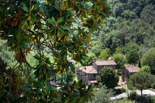Villa Norcenni ApartHotel - image 7