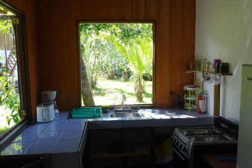 ห้องครัว, Cabinas Los Tucanes in กาอุยตา