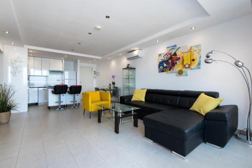 Seashore Bungalow Stunning 5
