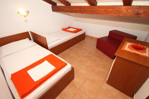 Apartments with a parking space Novalja Pag - 6552 - image 7