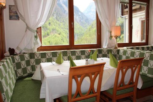 Hotel Pass Lueg - image 7