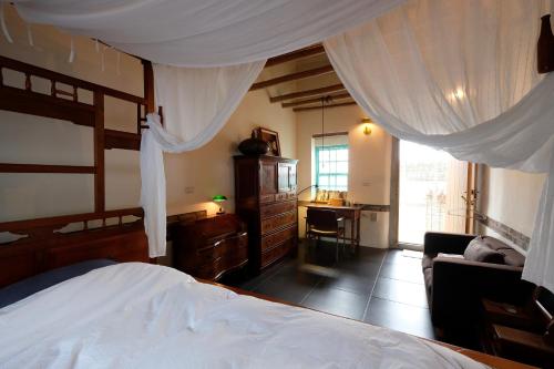 香蕉與黑膠 Yellow And Black Guest House 香蕉與黑膠 Yellow And Black Guest House