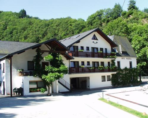 Accommodation in Burgen