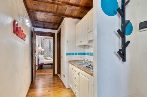 Rome As You Feel - Cancelleria Apartment in Navona, Rome (photo 5)