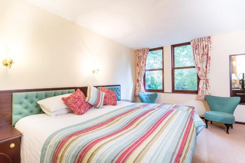 2 twin beds