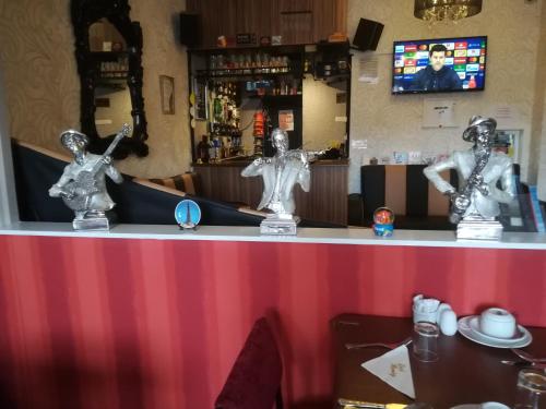 Delamere Hotel - image 5