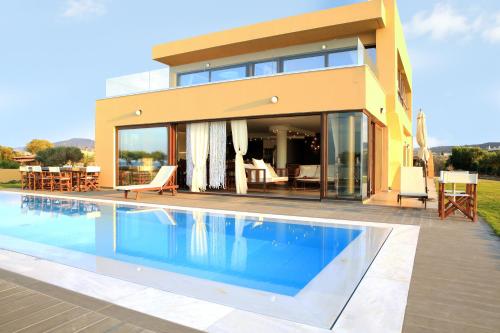 Kimona Villa Seafront Swimming Pool Jacuzzi 6 Bedrooms 21 PAX Kouvohori Villas Crete