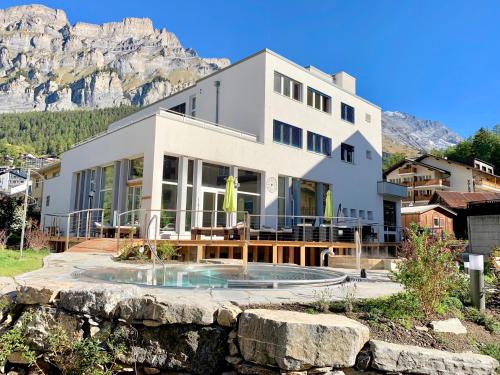 Buitenkant, Therme 51 in Leukerbad