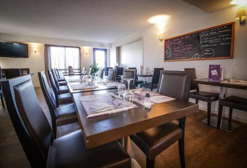 Ресторан, Hotel Inn Design & Restaurant Alencon in Вальфрамбер