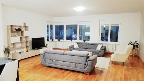 Lilly Dream Home DeLuxe Penthouse with a terrace