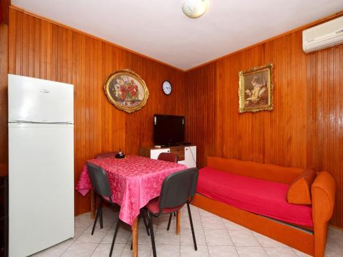 Apartments Josipa - image 4
