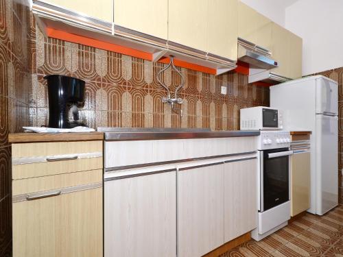 Apartments Josipa - image 8