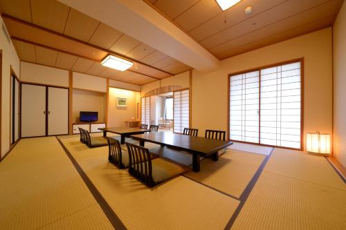 Iizaka Onsen Surikamitei Ohtori Fukushima Reservations Online - 