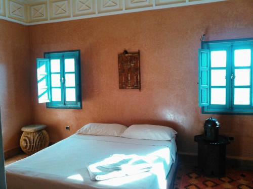 2 queen beds