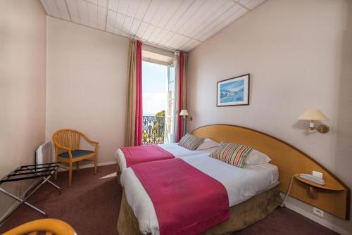 Hotel Vacances Bleues Balmoral in Menton