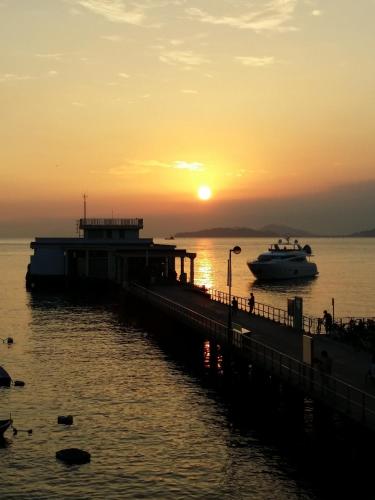 Pandangan, Man Lai Wah Resort in Pulau Lamma