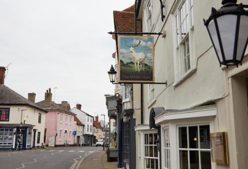 White Hart Hotel by Greene King Inns - image 5