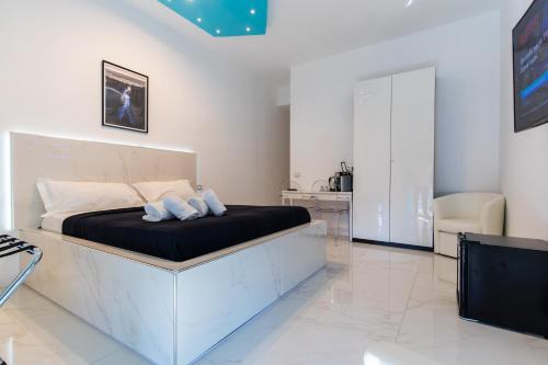 Trinity Luxury Resort Room Type - Deluxe Double Room with Spa Bath 