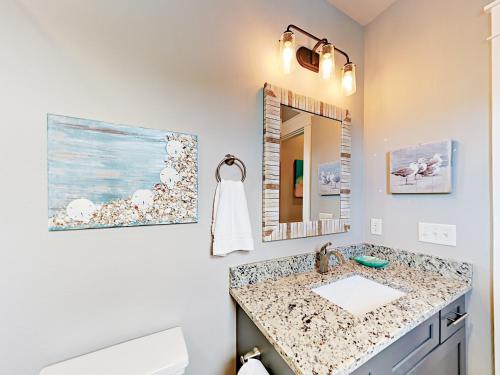 Gated Frangista Beach Home - image 3